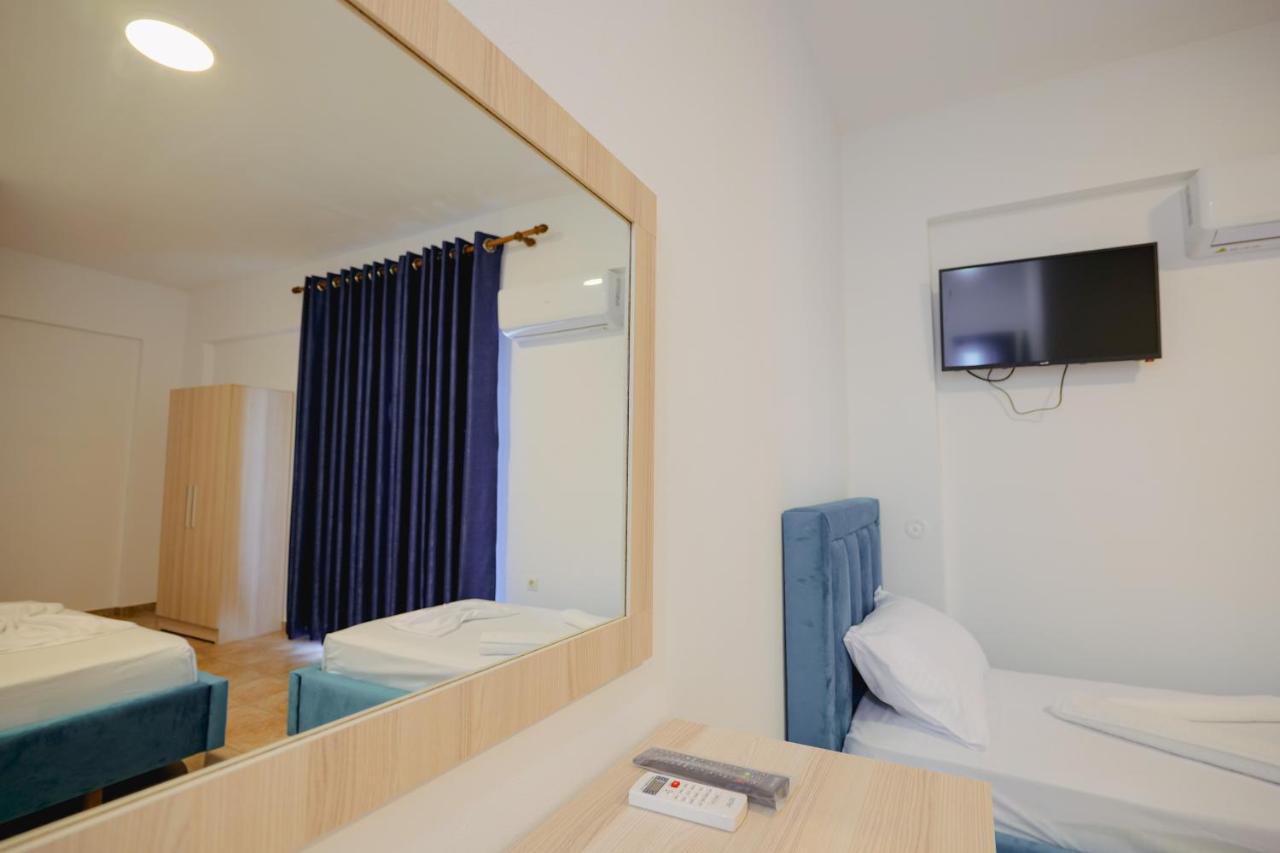 Mema Rooms Himare Eksteriør bilde