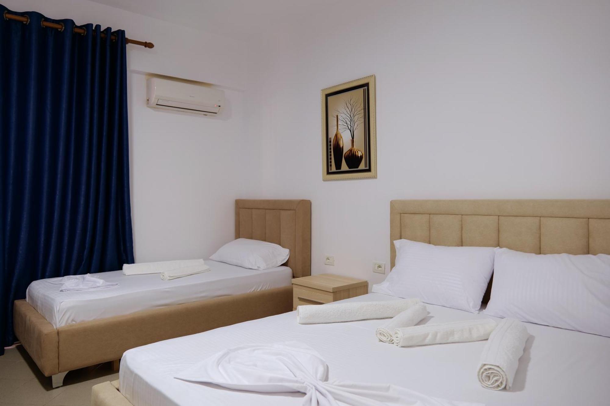 Mema Rooms Himare Eksteriør bilde